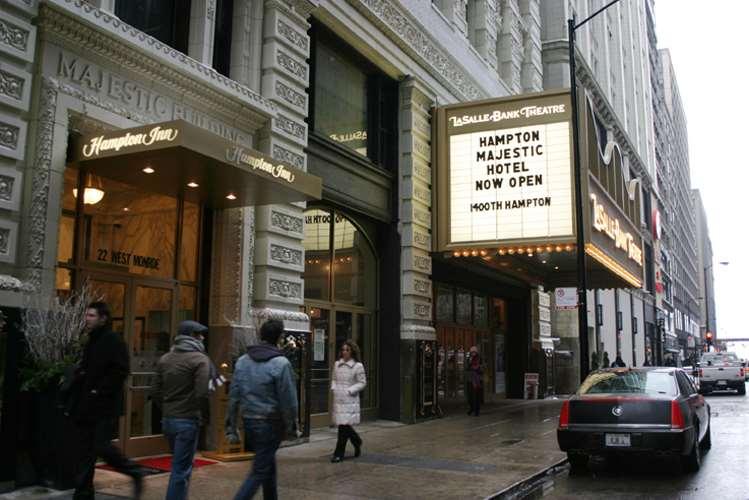 Hampton Inn Majestic Chicago Theatre District Bagian luar foto